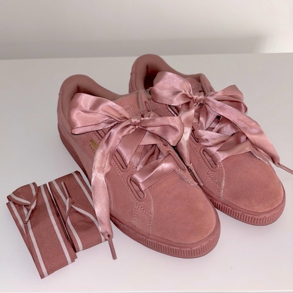 Rare Great condition Puma heart suede sneakers
